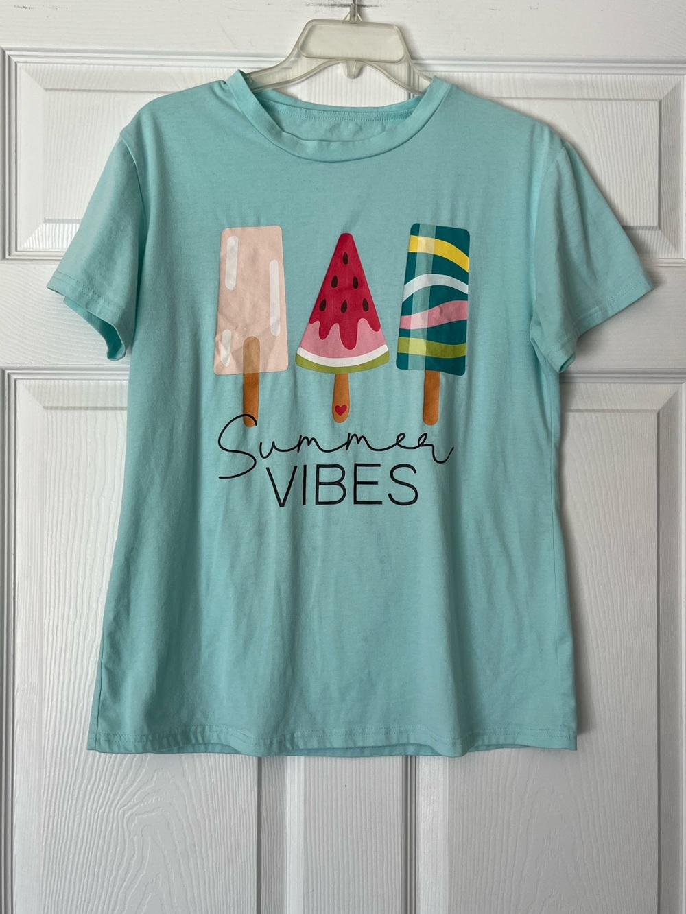 “Summer Vibes” Popsicle Graphic Short Sleeve Tee